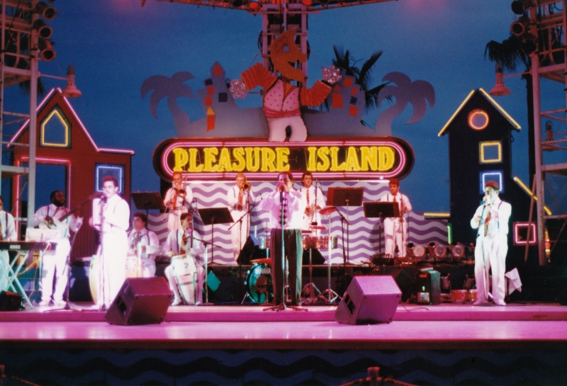 Orch Exito at Pleasure Island 1993  400dpi_20160823_0001 FIXED-2